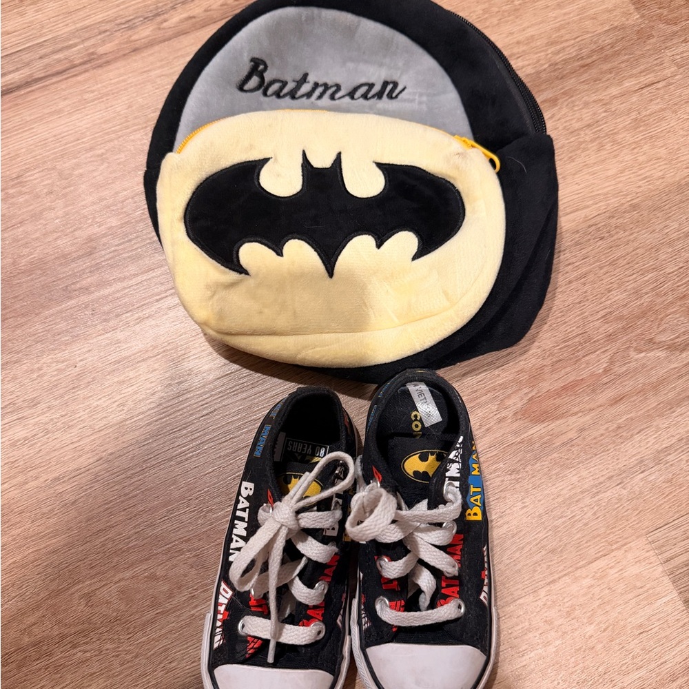 Batman Kids back pack and Batman converse shoes size 8 youth